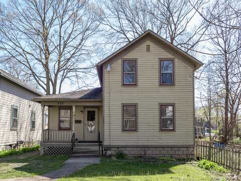 703 Davis Street, Kalamazoo, MI 49007