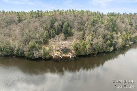 4600 S Teal Lane, Newaygo, MI 49337