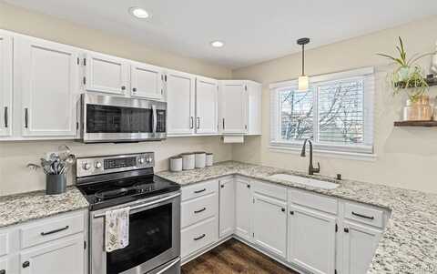 Powers, CENTENNIAL, CO 80015