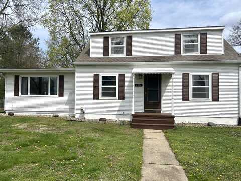 2394 Wallace Drive, Jackson, MI 49203