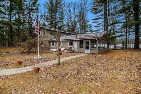10773 Hamilton Road, Irons, MI 49644