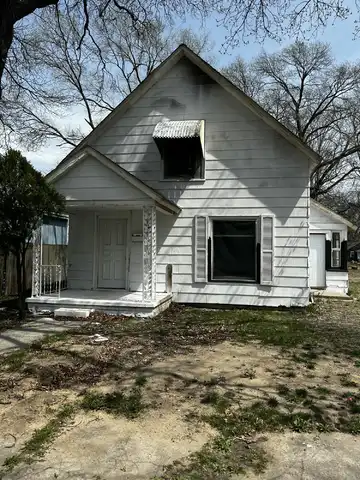 2816 Leahy Street, Muskegon Heights, MI 49444