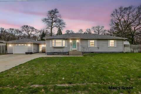 1088 Becker Road, Muskegon, MI 49445