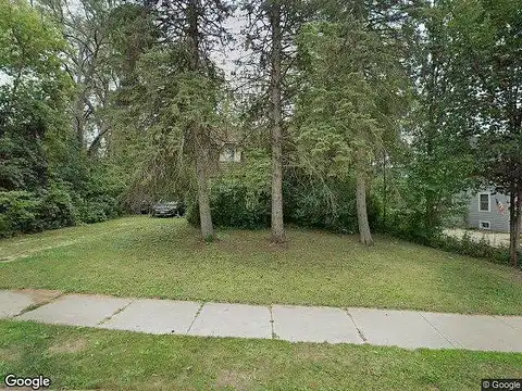 Bungalow, MILWAUKEE, WI 53214