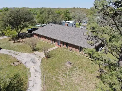 Locust, NOCONA, TX 76255