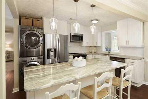 Maribeau, ATLANTA, GA 30327