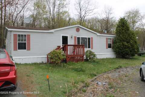 141 Hollister Drive, Moscow, PA 18444
