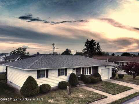 200 Varhley Street, Dunmore, PA 18512
