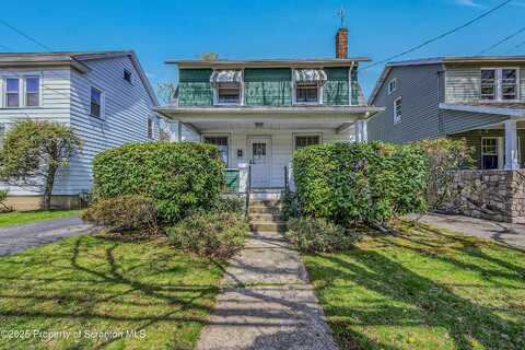 124 E Walnut Street, Kingston, PA 18704