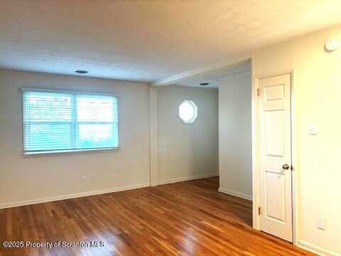 15 Little Street, Montrose, PA 18801
