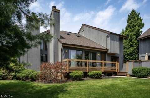46 Chestnut Ct, Bernardsville, NJ 07920