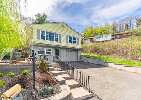 2 Grand Summit Ave, Haledon, NJ 07508