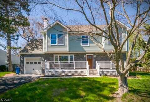 38 Meadow Rd, Clark, NJ 07066