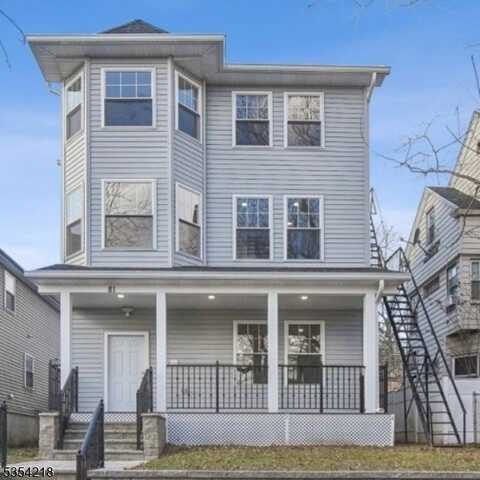 81 N Grove St, East Orange, NJ 07017
