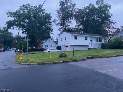 919 Lake Shore Dr, Whippany, NJ 07054
