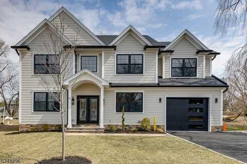 32 Garibaldi St, Bernardsville, NJ 07924