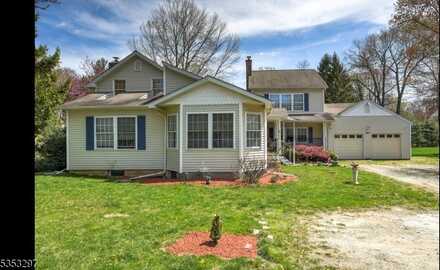 697 Tabor Rd, Whippany, NJ 07950