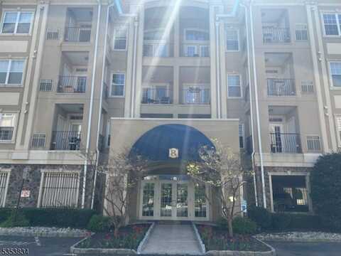 7109 Ravenscroft Rd, Clifton, NJ 07013