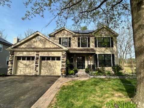 8 Jade Ln, Lopatcong Twp., NJ 08865
