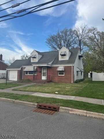 23 Liberty St, Saddle Brook, NJ 07663