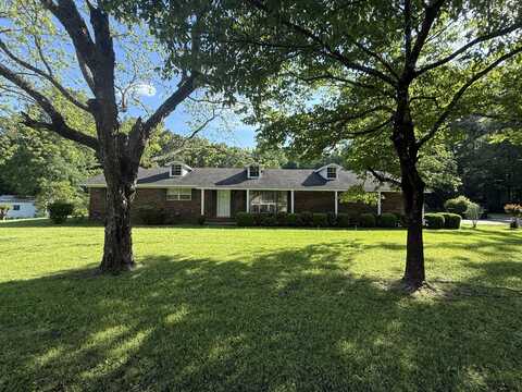 213 Betty Dr, Columbus, MS 39705