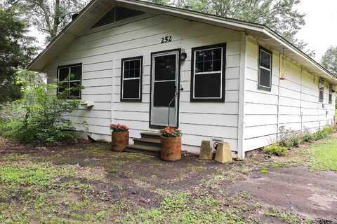 252 Van Zandt County Road 1321, Grand Saline, TX 75140