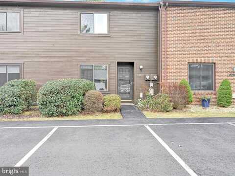 Village, ORWIGSBURG, PA 17961