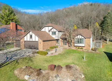Pleasant Hill, WINONA, MN 55987