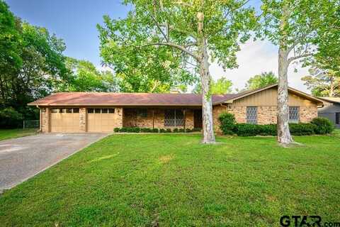 1520 Pearl St., Lindale, TX 75771