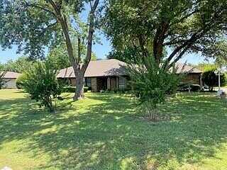Camino Dos Lagos, SHERMAN, TX 75090