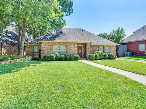 Capitol Hill, ARLINGTON, TX 76017