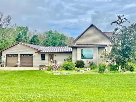 Mccall, WORTHINGTON, MN 56187