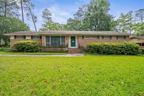 1208 Estelle St., Hattiesburg, MS 39402