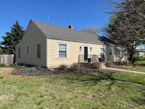 1607 Elm, Hays, KS 67601