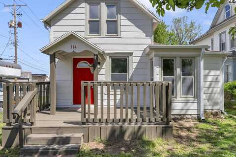 114 E 2nd St, Newton, KS 67114