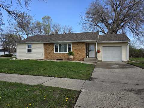 259 5th St NW, Huron, SD 57350