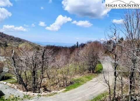 Tbd Snowplow Lane & Beech Mtn Pkway, Beech Mountain, NC 28604
