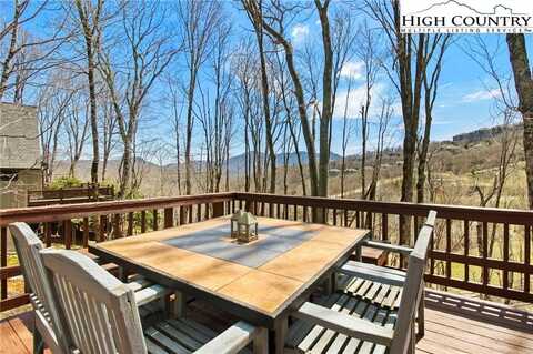 441 Elk Horn Road, Sugar Mountain, NC 28604