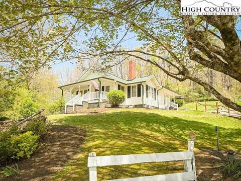 257 Park Vista Road, West Jefferson, NC 28694