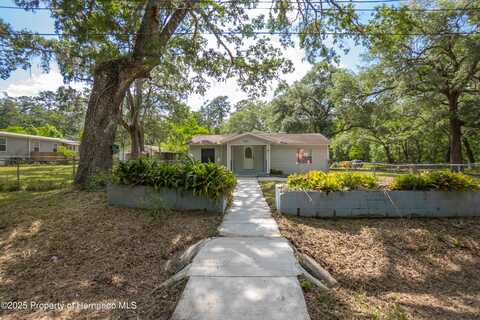 7211 Sunnyside Drive, Brooksville, FL 34601