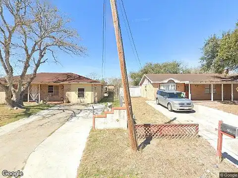 Walton, BEEVILLE, TX 78102