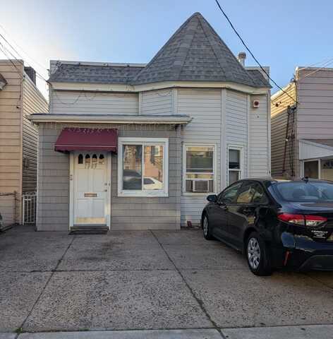 1009 GRAND AVE, North Bergen, NJ 07047