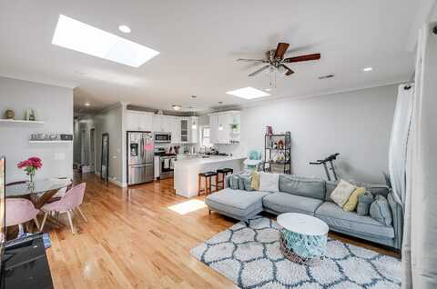 588 LIBERTY AVE, JC, Heights, NJ 07307