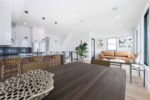 33 SUBURBIA CT, JC, West Bergen, NJ 07305