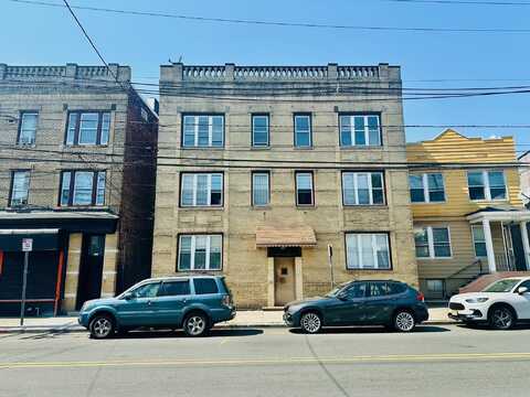 209 GARFIELD AVE, JC, Bergen-Lafayett, NJ 07305