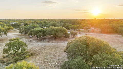 County Road 6815, NATALIA, TX 78059