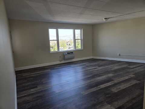 685 PROSPECT AVE, Fairview, NJ 07022