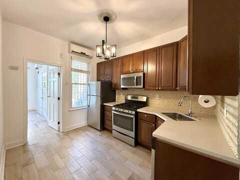 718 10TH ST, Union City, NJ 07087