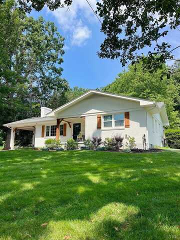 Charldon, LYNCHBURG, VA 24501