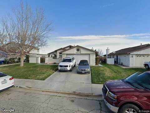 Avenue Q11, PALMDALE, CA 93550